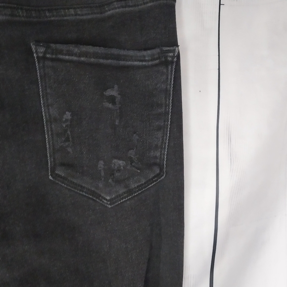 Risen Women's High Rise Crossover Girlfriend Jeans - Picture 10 of 11